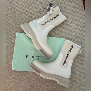 *SOLD* Off__White For Rainy Days Rubber Boot